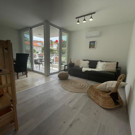 Vila Regina Apartment Paloma With Swimming Pool Jezera Exterior foto
