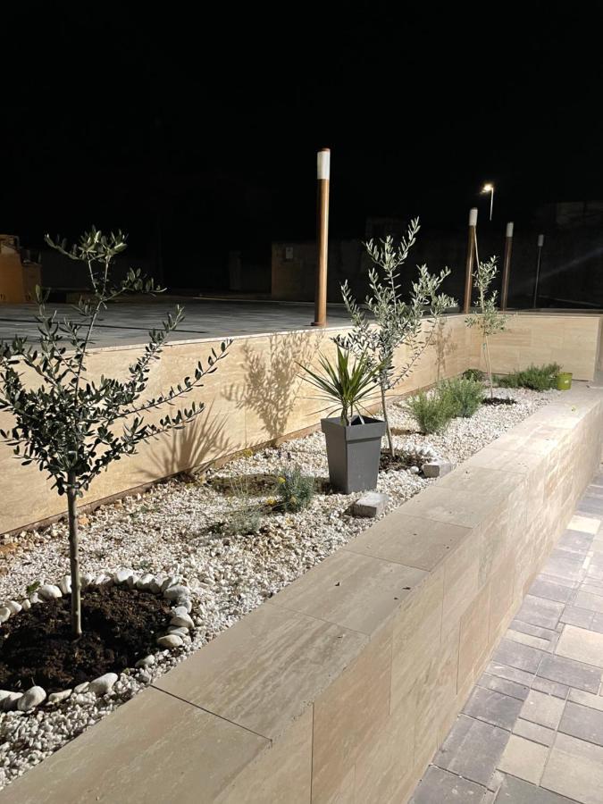 Vila Regina Apartment Paloma With Swimming Pool Jezera Exterior foto