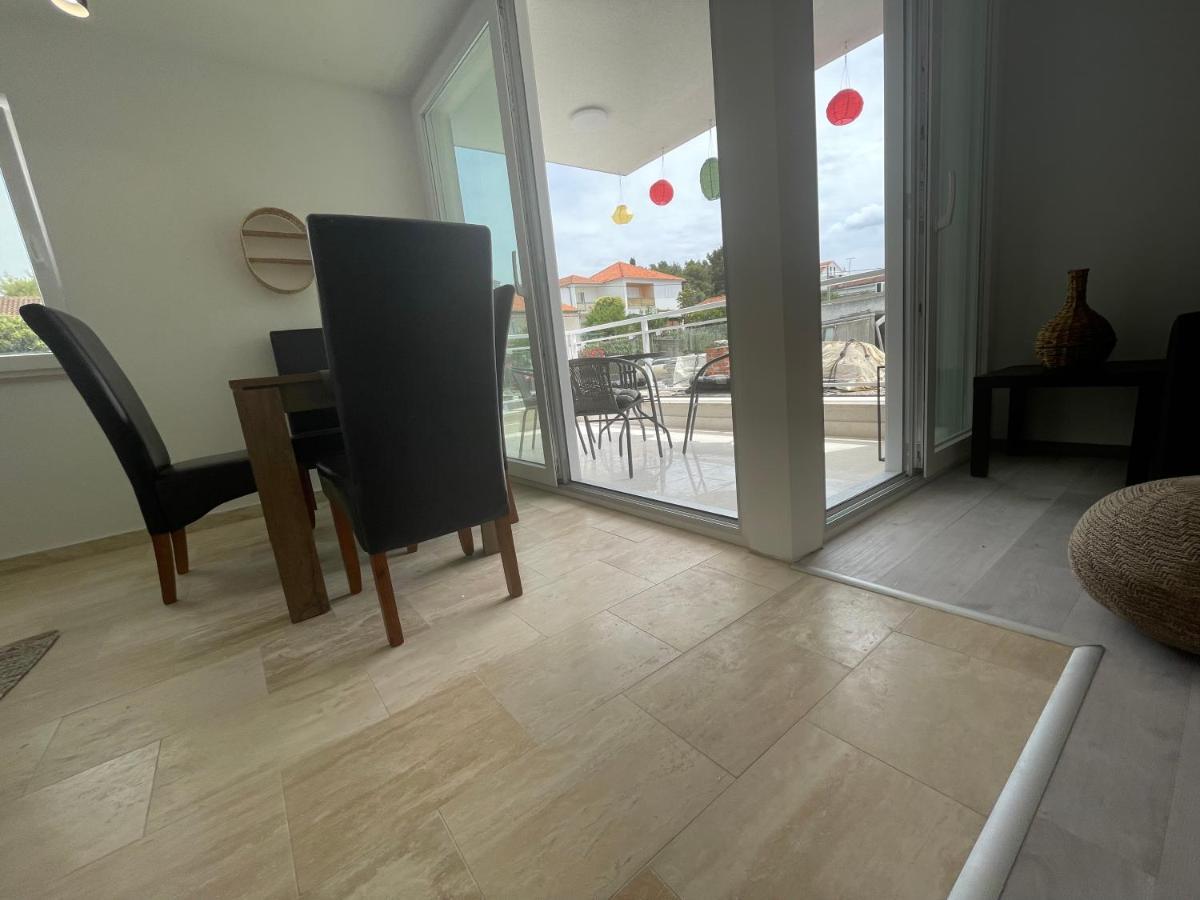 Vila Regina Apartment Paloma With Swimming Pool Jezera Exterior foto