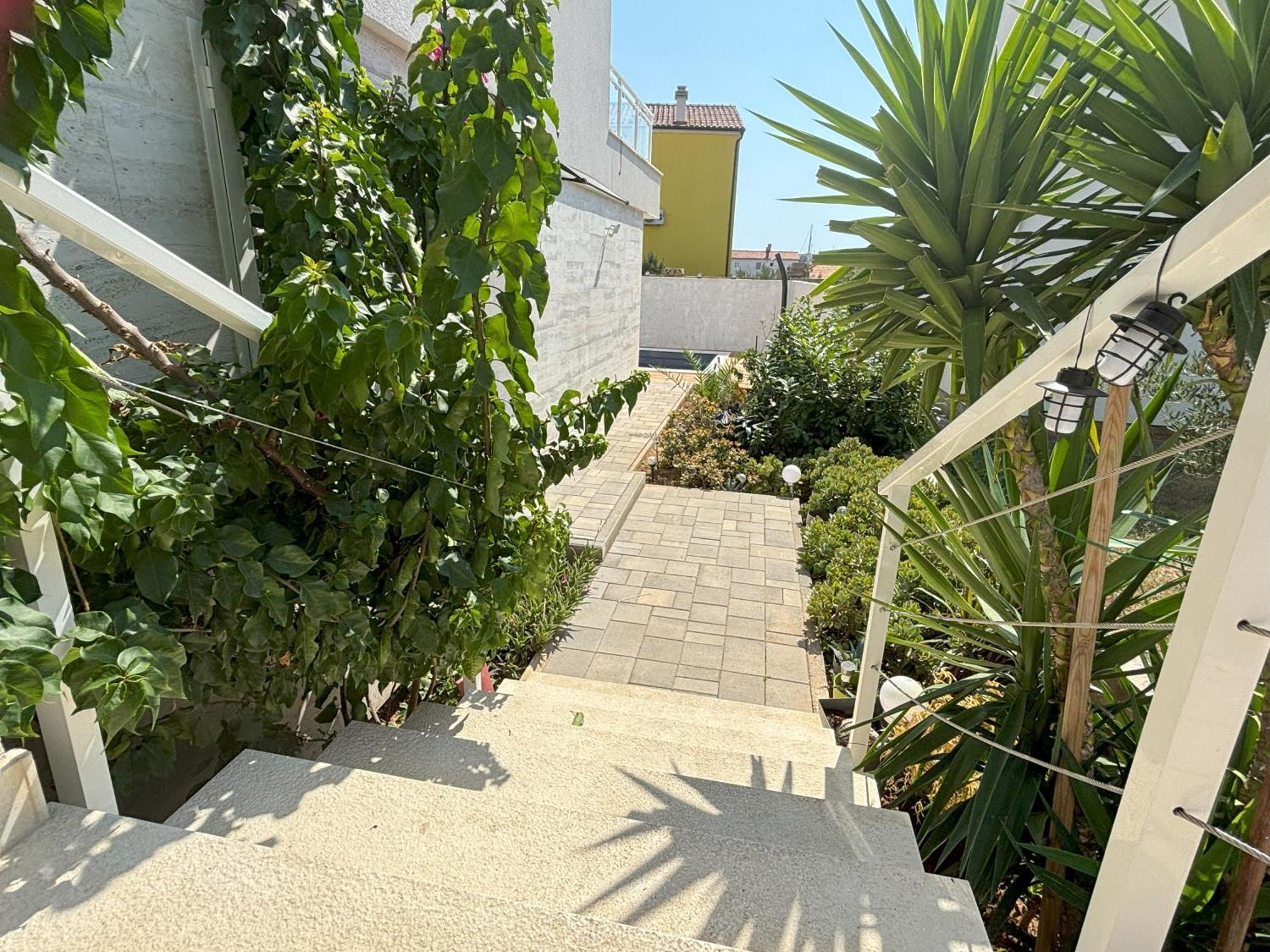 Vila Regina Apartment Paloma With Swimming Pool Jezera Exterior foto